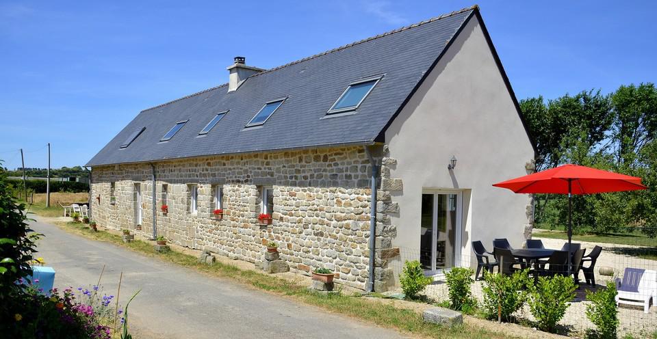 Gite de 2 à 9 personnes à 5 minutes de Quimper Gite de 2 à 9 personnes à 5 minutes de Quimper