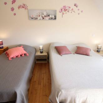 Gite 2-4 personnes : la chambre