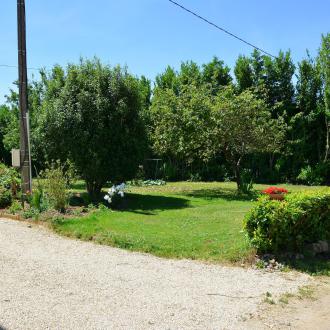 Gite 2-5 personnes : le jardin