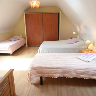 Grand gite 2-10 personnes : chambre