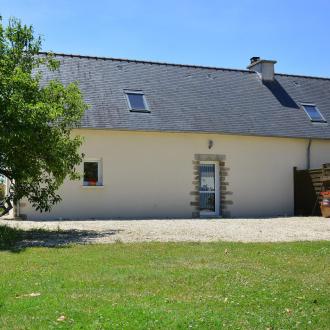 Grand gite 2-10 personnes : le jardin